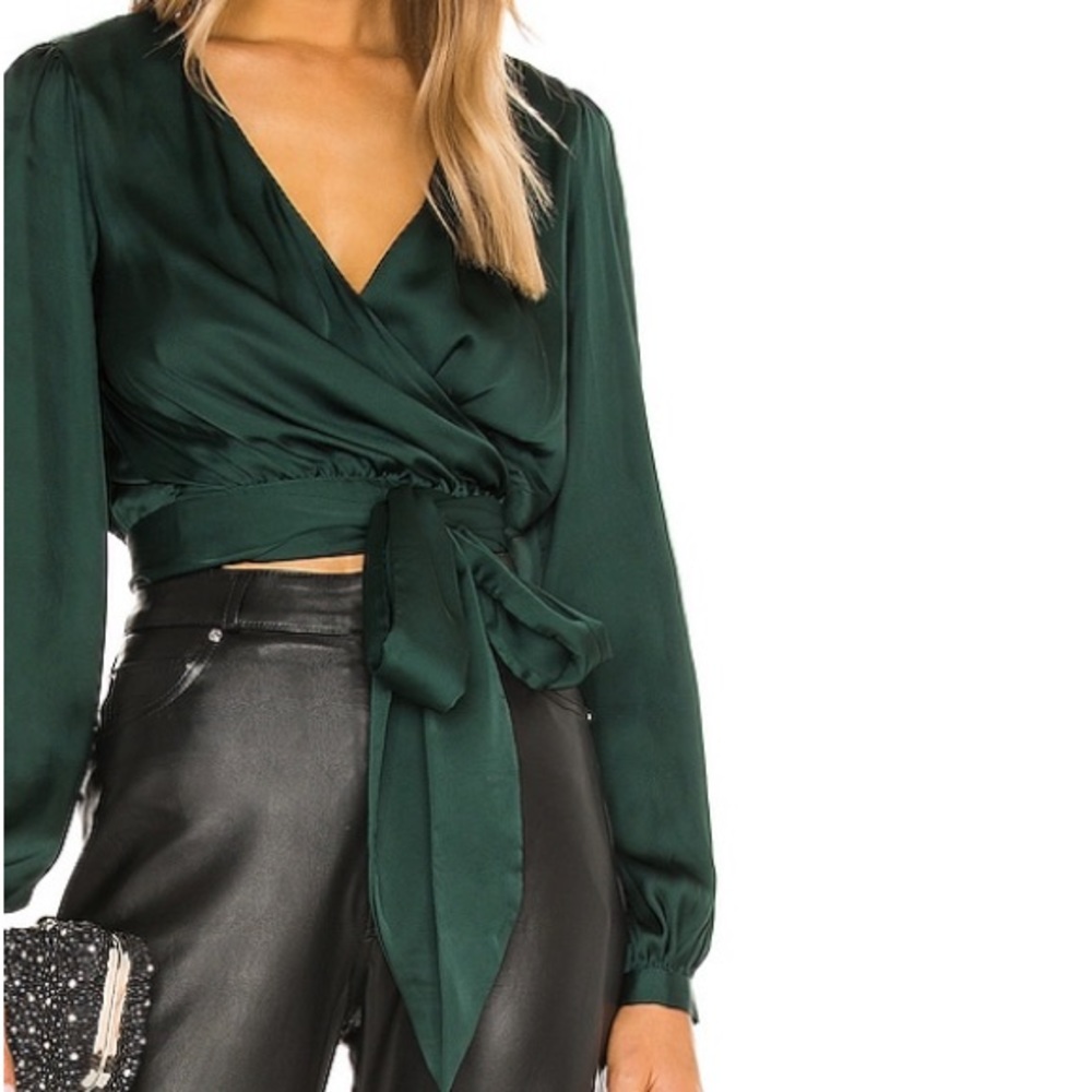Lulus XL wrap Kelly top in forest green with tags